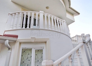 فيلا 3 + 1 مفروشة مع مسبح خاص في بيليك