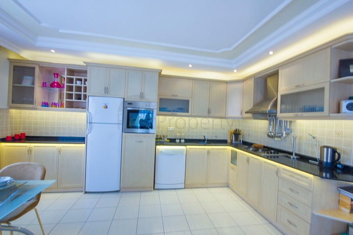 شقة 2 غرفة وصالة -مفروشة - في منطقة اوبا المركزية / الانيا 