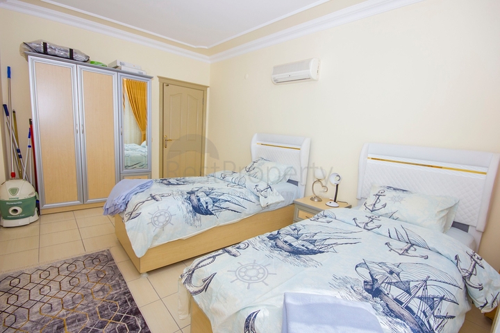 شقة 2 غرفة وصالة -مفروشة - في منطقة اوبا المركزية / الانيا 