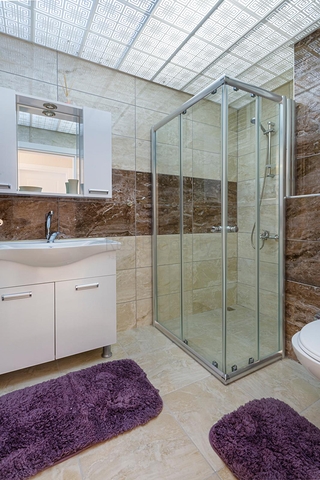 اطلالة بحر -شقة فاخرة 2 غرفة وصالة - في مهموتلار / الانيا 