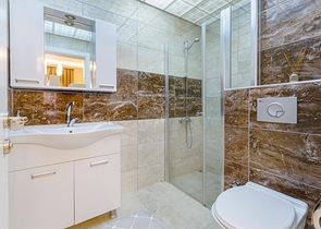 اطلالة بحر -شقة فاخرة 2 غرفة وصالة - في مهموتلار / الانيا 