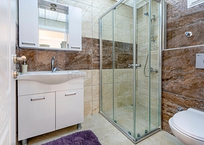 اطلالة بحر -شقة فاخرة 2 غرفة وصالة - في مهموتلار / الانيا 