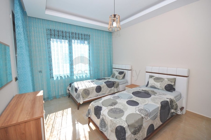 بجانب المشفى -شقة دوبلكس 2 غرفة وصالة -مجمع حديث - في اوبا / الانيا 