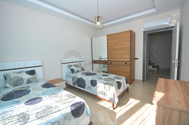 بجانب المشفى -شقة دوبلكس 2 غرفة وصالة -مجمع حديث - في اوبا / الانيا 