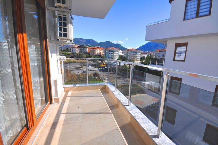 بجانب المشفى -شقة دوبلكس 2 غرفة وصالة -مجمع حديث - في اوبا / الانيا 