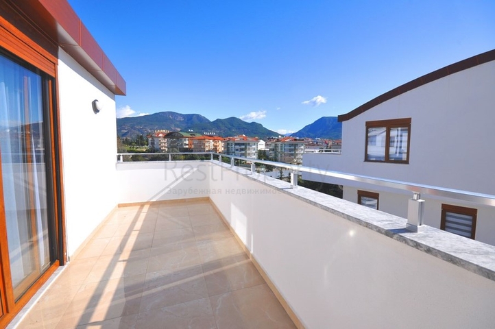 بجانب المشفى -شقة دوبلكس 2 غرفة وصالة -مجمع حديث - في اوبا / الانيا 