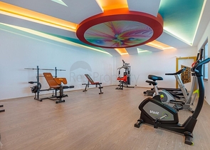 بجانب المشفى -شقة دوبلكس 2 غرفة وصالة -مجمع حديث - في اوبا / الانيا 