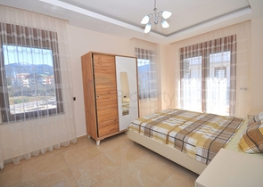 بجانب المشفى -شقة دوبلكس 2 غرفة وصالة -مجمع حديث - في اوبا / الانيا 