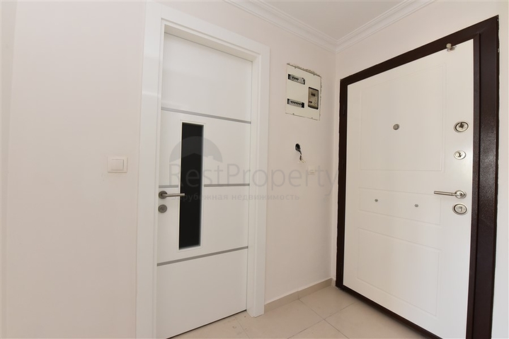 سعر منافس - شقة 1 غرفة وصالة -ضمن محمع 5 نجوم - في افسلار / الانيا 