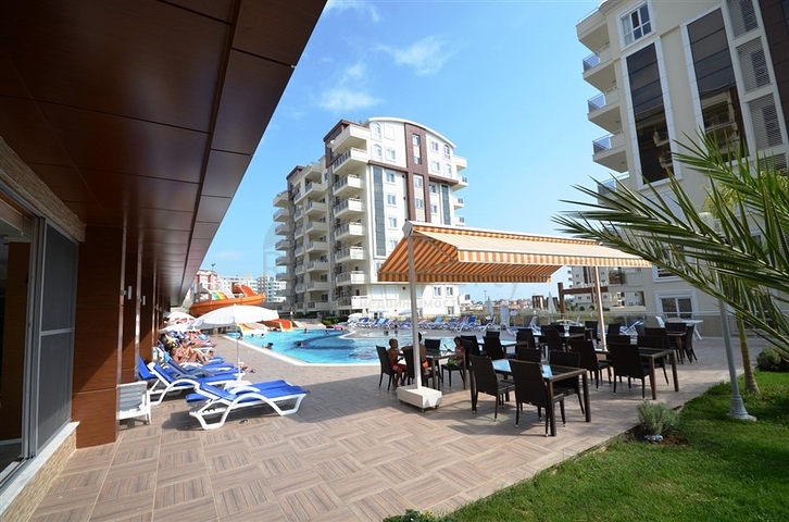 سعر منافس - شقة 1 غرفة وصالة -ضمن محمع 5 نجوم - في افسلار / الانيا 