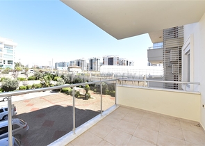 سعر منافس - شقة 1 غرفة وصالة -ضمن محمع 5 نجوم - في افسلار / الانيا 