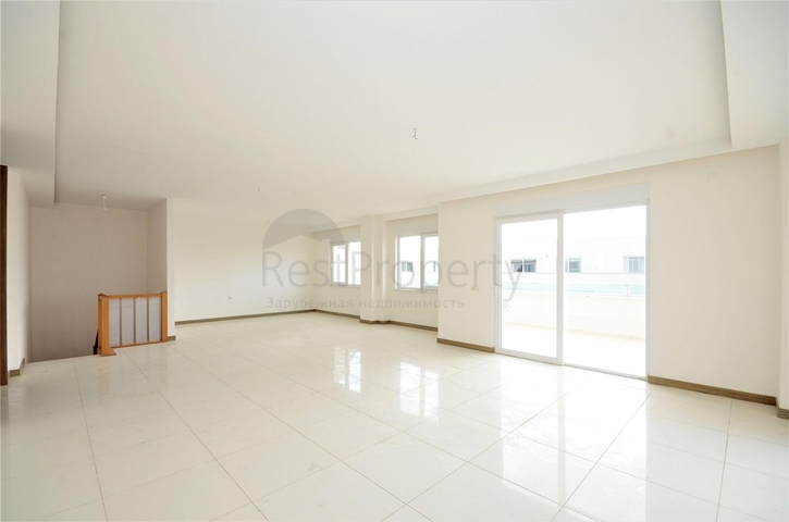 دوبلكس واسعة - 5 غرف وصالة - في مهموتلار / الانيا 