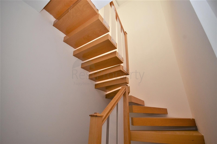 دوبلكس واسعة - 5 غرف وصالة - في مهموتلار / الانيا 