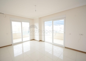 دوبلكس واسعة - 5 غرف وصالة - في مهموتلار / الانيا 