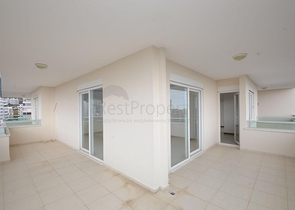 دوبلكس واسعة - 5 غرف وصالة - في مهموتلار / الانيا 