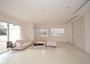 دوبلكس واسعة - 5 غرف وصالة - في مهموتلار / الانيا 