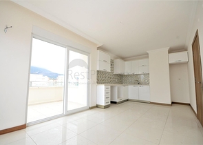 دوبلكس واسعة - 5 غرف وصالة - في مهموتلار / الانيا 