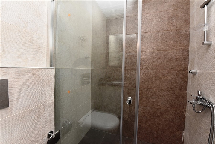 مجمع حديث - شقة غرفة وصالة - في مهموتلار / الانيا 