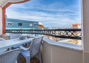 اطلالة بحر - شقة عائلية واسعة - غرفتين وصالة -مهموتلار / الانيا 