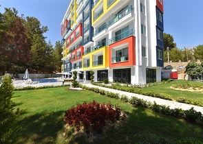 سعر مناسب-شقة غرفة وصالة ضمن مجمع حديث - افسلار / الانيا 