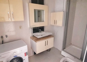 شقة 2 + 1 على مسافة قريبة من البحر في أنطاليا