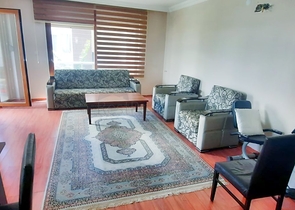 شقة 2 + 1 على مسافة قريبة من البحر في أنطاليا