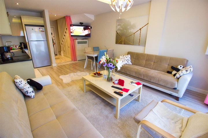 بنتهاوس 2 + 1 مع أثاث في كوندو لارا أنطاليا