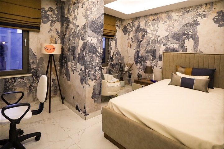 قريب من البحر -  وضمن مجمع انيق - شقة 2 غرفة وصالة - كاستل / الانيا 