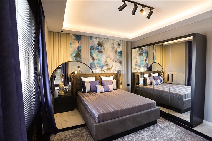 قريب من البحر -  وضمن مجمع انيق - شقة 2 غرفة وصالة - كاستل / الانيا 