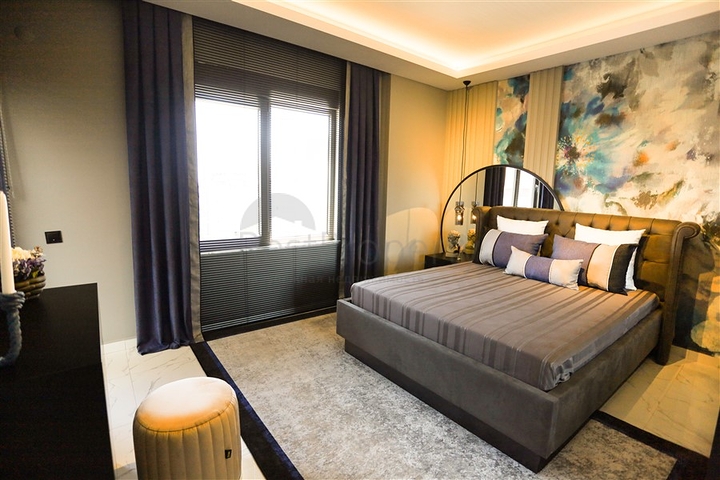 قريب من البحر -  وضمن مجمع انيق - شقة 2 غرفة وصالة - كاستل / الانيا 