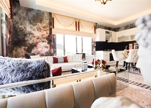 قريب من البحر -  وضمن مجمع انيق - شقة 2 غرفة وصالة - كاستل / الانيا 