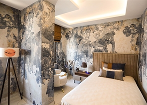 قريب من البحر -  وضمن مجمع انيق - شقة 2 غرفة وصالة - كاستل / الانيا 