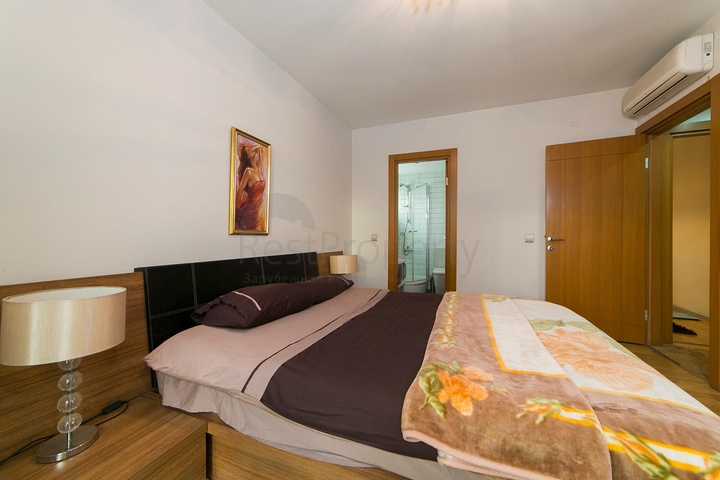 شقة 3 + 1 مطلة على البحر في لارا أنطاليا