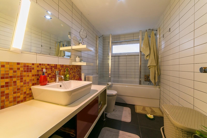 شقة 3 + 1 مطلة على البحر في لارا أنطاليا