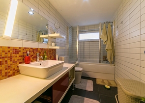 شقة 3 + 1 مطلة على البحر في لارا أنطاليا