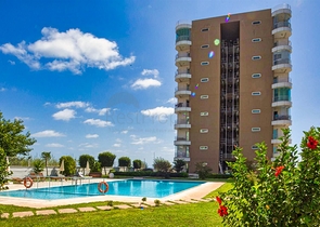 شقة 3 + 1 مطلة على البحر في لارا أنطاليا