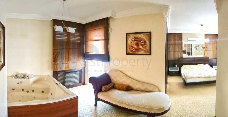 شقة 3 + 1 مطلة على البحر في لارا أنطاليا