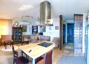 شقة 3 + 1 مطلة على البحر في لارا أنطاليا