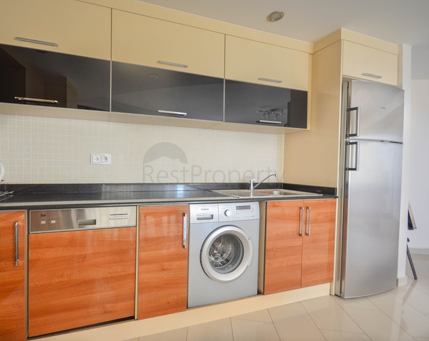 شقة عائلية واسعة - غرفتين وصالة - ضمن مجمع يضم كافة الخدمات -في مهموتلار / الانيا 