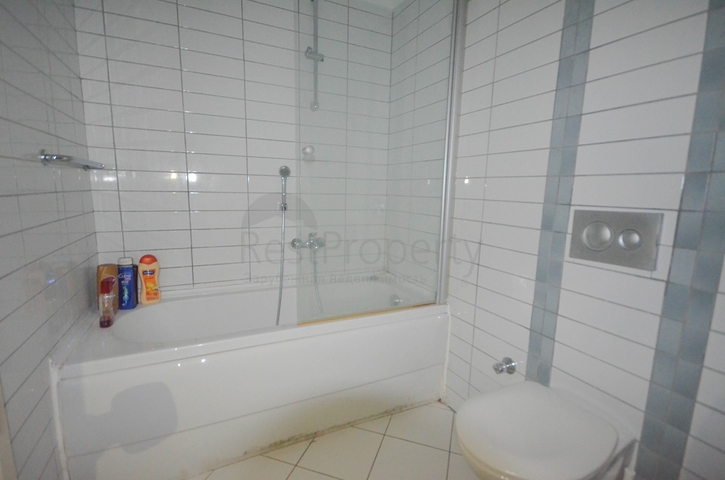 شقة عائلية واسعة - غرفتين وصالة - ضمن مجمع يضم كافة الخدمات -في مهموتلار / الانيا 