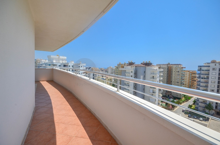 شقة عائلية واسعة - غرفتين وصالة - ضمن مجمع يضم كافة الخدمات -في مهموتلار / الانيا 