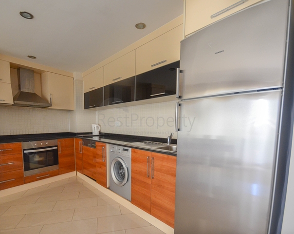 شقة عائلية واسعة - غرفتين وصالة - ضمن مجمع يضم كافة الخدمات -في مهموتلار / الانيا 