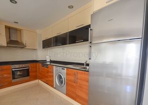 شقة عائلية واسعة - غرفتين وصالة - ضمن مجمع يضم كافة الخدمات -في مهموتلار / الانيا 