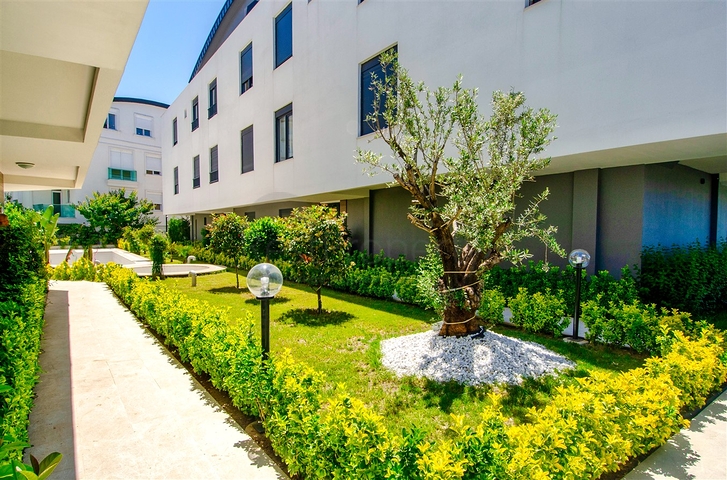 شقة 2 + 1 في غوزالوبا لارا أنطاليا