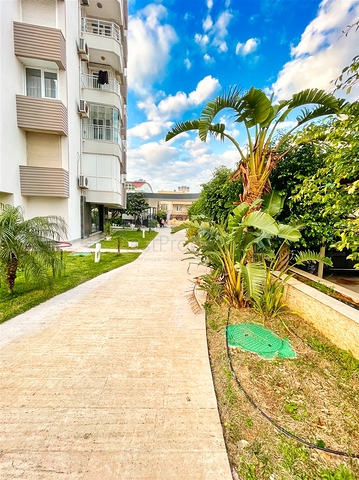 شقة فاخرة 4 + 1 تطل على البحر الأبيض المتوسط ​​في أنطاليا