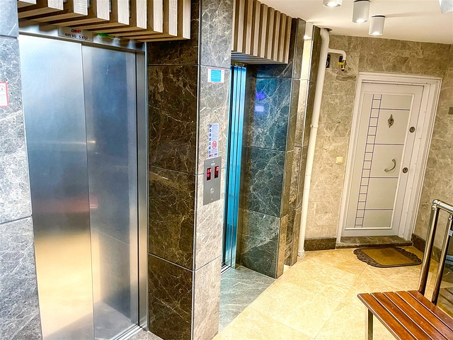 شقة فاخرة 4 + 1 تطل على البحر الأبيض المتوسط ​​في أنطاليا