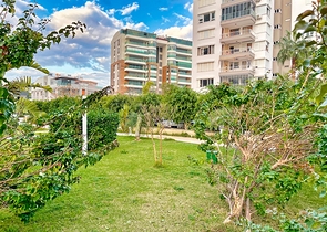 شقة فاخرة 4 + 1 تطل على البحر الأبيض المتوسط ​​في أنطاليا