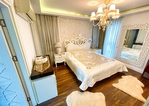 شقة فاخرة 4 + 1 تطل على البحر الأبيض المتوسط ​​في أنطاليا