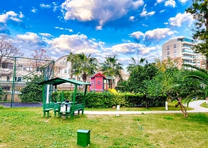 شقة فاخرة 4 + 1 تطل على البحر الأبيض المتوسط ​​في أنطاليا