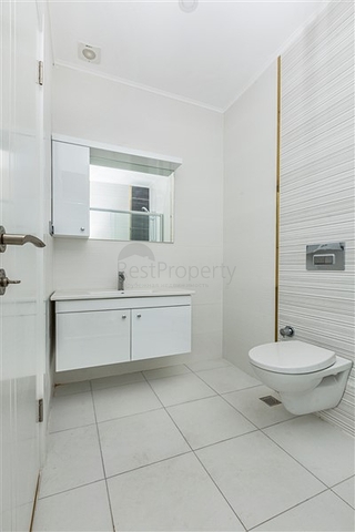 مجمع فاخر انيق -قريب من البحر - في افسلار / الانيا 